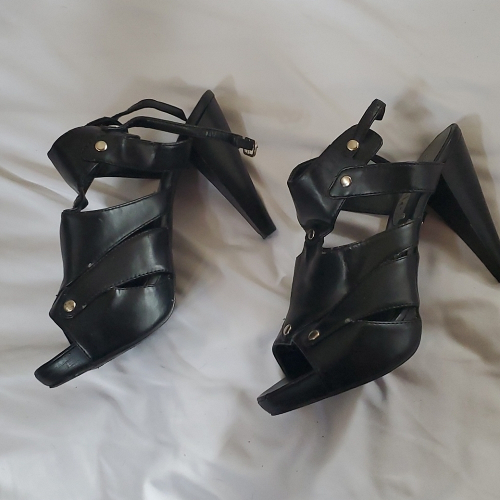 Black heels